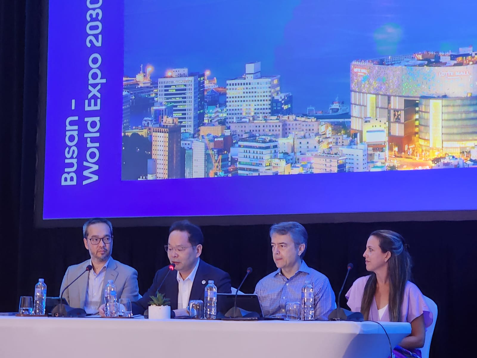 Mesa redonda 2