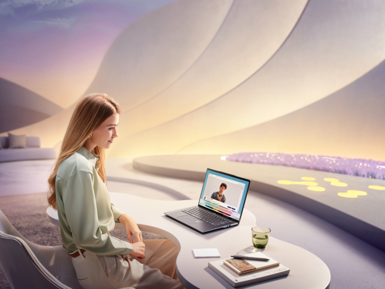 Swift-14-AI-Lifestyle-002