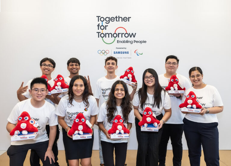 La peruana Nancy Gutiérrez participa en una serie de desafíos y consejerías en el nuevo proyecto "Together for Tomorrow, Enabling People", que busca soluciones a problemas reales de la sociedad