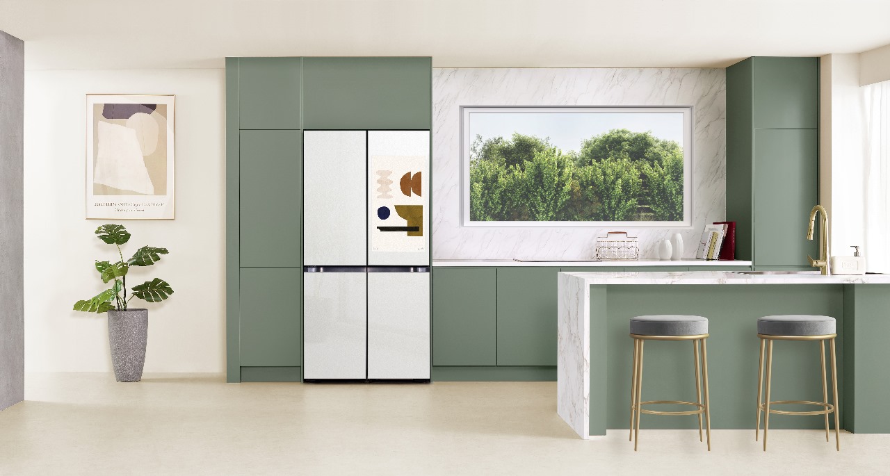 Samsung-Digital-Appliances-CES-2025-New-Refrigerator-with-AI-Hybrid-Coolin