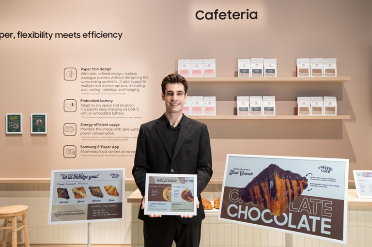 Samsung Color E-Paper destaca además por su diseño ultradelgado y ligero